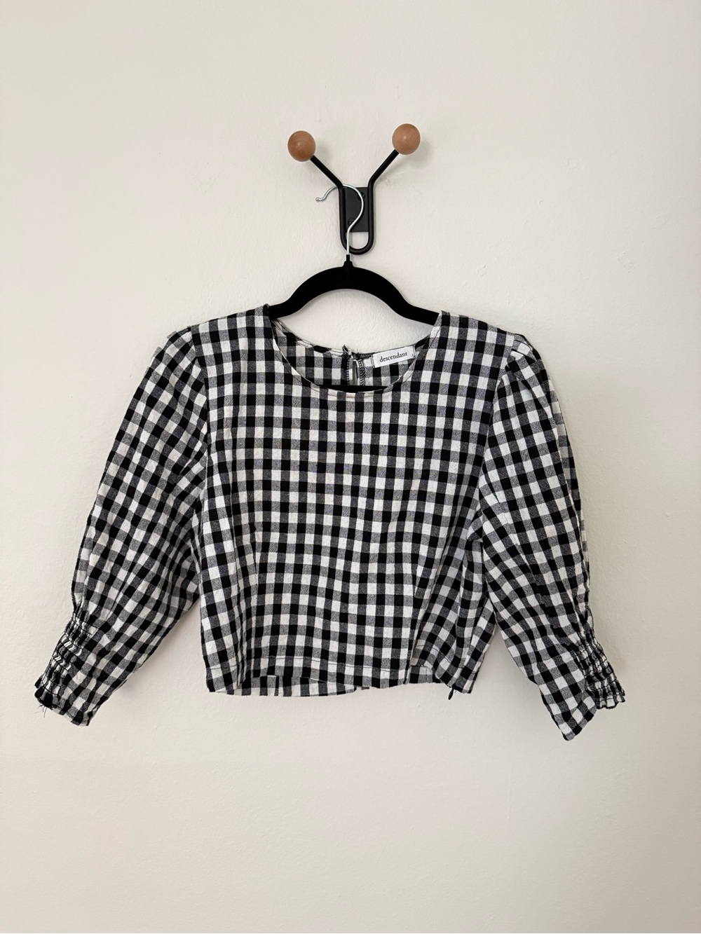 Black & White Gingham Puff-Sleeve Crop Top
